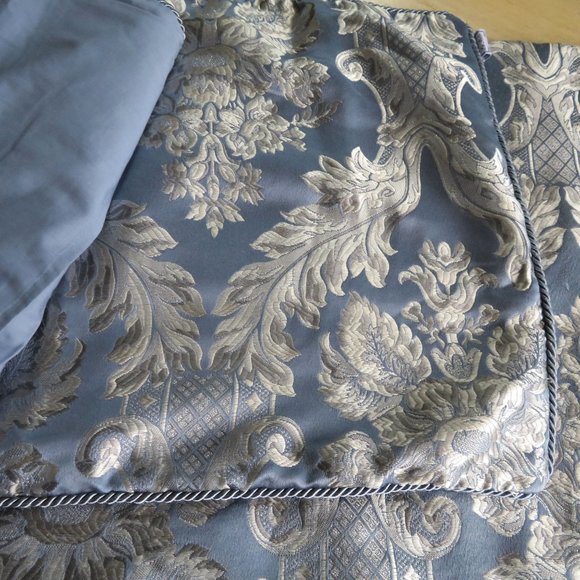 Double Full Duvet Set 2 Shams Silver Blue Pipping Reversable Duvet Cover 82"x80" - Picture 1 of 11
